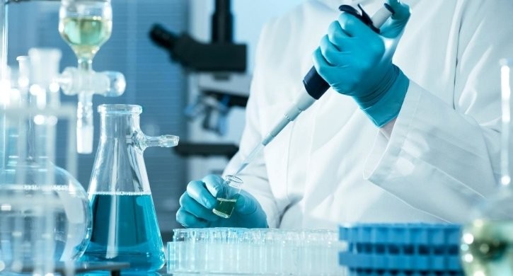 مدیریت کیفیت در آزمایشگاه با رویکرد تمرکز بر آگاه‌سازی کیفی